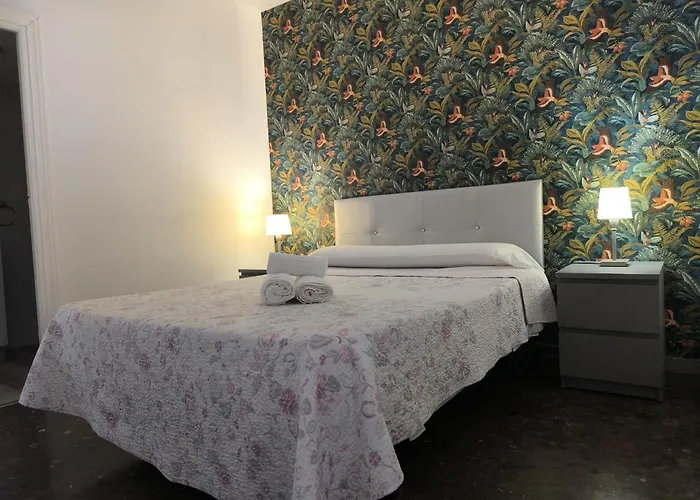 Center Sevilla Magdalena Premium, Free Parking